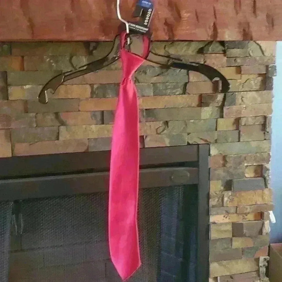 Tie - Picture 1 of 2